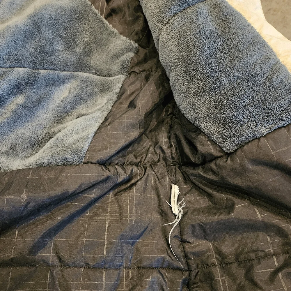 Women's Columbia Winter Jacket - Picture 4 of 4